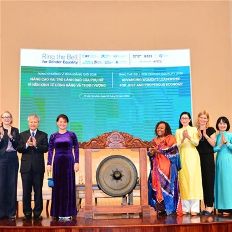 Lãnh đạo nữ thúc đẩy sự phát triển của thị trường vốn và tăng trưởng bao trùm