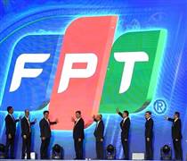 FPT: Cổ phiếu FPT rơi về giá thấp nhất 2 năm, có nên bắt đáy?