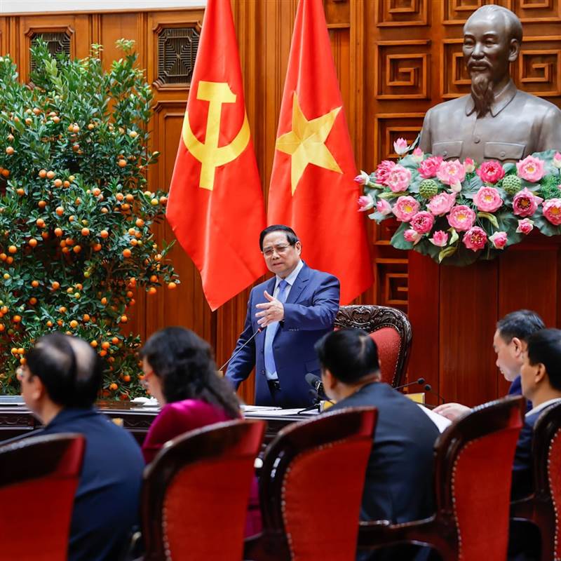 Thủ tướng Phạm Minh Chính: Khẩn trương lập sàn giao dịch vàng quốc gia, thúc đẩy chuyển đổi số ngành ngân hàng