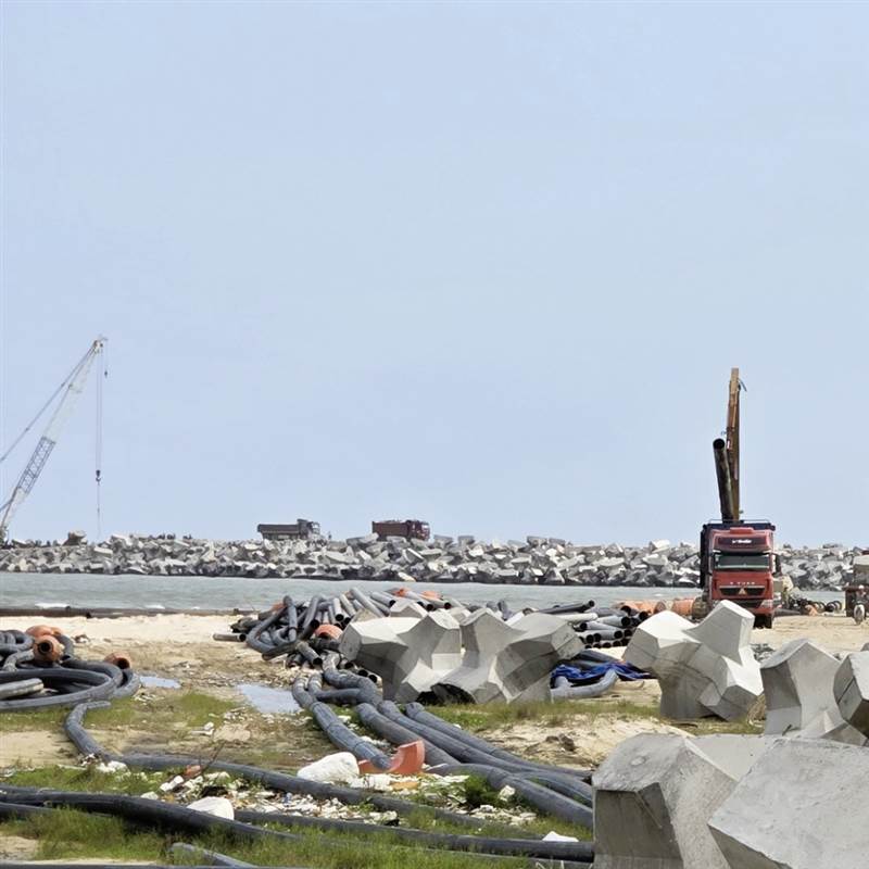 Cảng Mỹ Thủy 14.000 tỷ đồng chuẩn bị khai thác bến đầu tiên vào tháng 4/2026