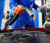 Bán tối đa 300.000/lượt, một cây xăng ở Huế bị lập biên bản