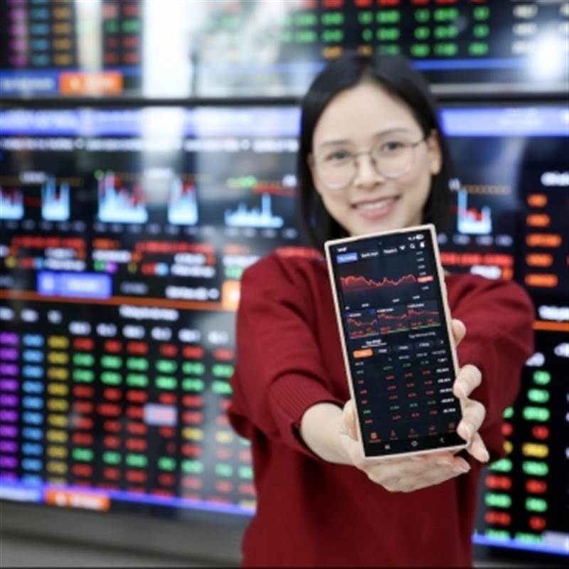 Chứng khoán phái sinh ngày 12/3: Dòng tiền thận trọng khi VN30-Index trở lại sắc đỏ