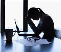 Từ 15 phút xuống chưa đầy 60 giây: Nhân viên văn phòng Việt Nam có đối mặt thách thức sa thải với AI của FPT?