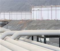 'Quân bài tẩy' với tổng công suất gần 9 triệu thùng dầu mỗi ngày giúp 2 quốc gia Trung Đông giảm phụ thuộc vào eo biển Hormuz