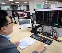 Cổ phiếu dầu khí hạ nhiệt