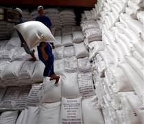 Thị trường nông sản tuần qua: Giá gạo châu Á giảm do nhu cầu suy yếu