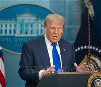 Tổng thống Trump kêu gọi điều tàu chiến tới Eo biển Hormuz