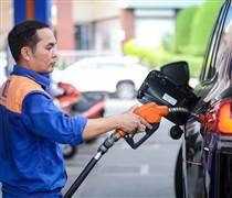 Bộ Công Thương thông tin mới về điều hành giá xăng dầu, tiếp tục giữ nguyên giá bán lẻ