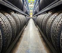Nhu cầu phục hồi, doanh nghiệp lốp xe vẫn "ì ạch"