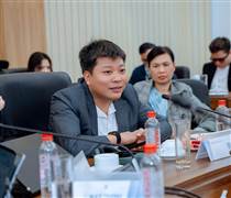 Cơ quan chức năng kiểm tra, hàng trăm tỷ đồng tài sản số bị phong tỏa, Eric Vương là ai?