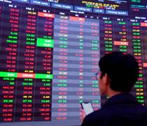 Chứng khoán phái sinh ngày 23/3: Sắc đỏ bao trùm, hợp đồng tương lai VN100 vẫn giữ chênh lệch dương