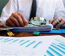 Báo cáo kiểm toán 2025: Nhà đầu tư cần chú ý gì trên ma trận số liệu?