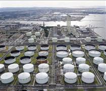 Giá dầu thô thế giới tiếp tục tăng hơn 4% trong phiên 24/3