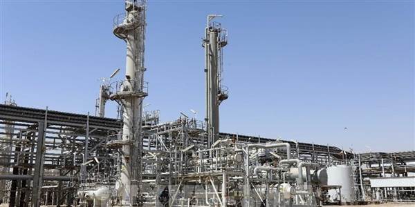 Thị trường dầu hạ nhiệt, giá giảm mạnh sau thông tin đàm phán