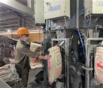 VAF: Lãi kỷ lục vẫn có nguy cơ “bay màu” khỏi HoSE: Chuyện gì xảy ra với Phân lân Văn Điển?