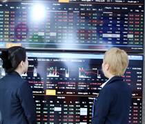 Chứng chỉ quỹ FUEVFVND vững sắc xanh dù khối ngoại mạnh tay chốt lời