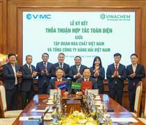 Vinachem và Tổng công ty Hàng hải Việt Nam ký kết thỏa thuận hợp tác toàn diện