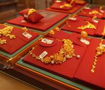 Giá vàng hôm nay (29-3): Tiếp tục tăng phi mã