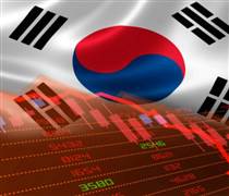 Chứng khoán chạm đáy lịch sử, đồng tiền thấp nhất 17 năm, người dân đổ xô trữ… túi rác: Chuyện gì đang xảy ra với nền kinh tế lớn thứ 4 châu Á?