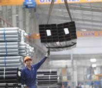 HMC: Kim khí TP.HCM - VNSTEEL vượt kế hoạch lợi nhuận 2025, vẫn lùi chỉ tiêu 2026 giữa sức ép thép ngoại giá rẻ