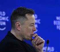 Chưa từng có trong lịch sử: Tesla đang ‘ế’ 50.000 ô tô, cổ phiếu lao dốc giữa mùa đông xe điện