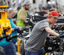 Bất ngờ với báo cáo việc làm tháng 3 của Mỹ: Vượt kỳ vọng