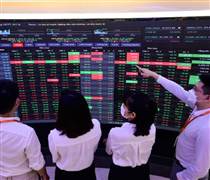 Nâng hạng thị trường chứng khoán, vốn ETF sẽ phân bổ ra sao?