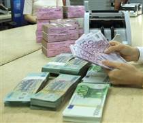 Giá USD hôm nay 5.4.2026: Giữ đà tăng cùng chiều euro, yen Nhật