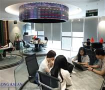 Đường đua tăng vốn gay cấn, ngành chứng khoán đang vẽ lại 'bản đồ'