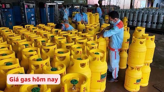 Giá gas hôm nay 5.4: Duy trì quanh 650.000 đồng/bình 12kg