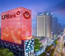 LPB: Cổ phiếu LPBank “tím lịm”, trắng bên bán trong phiên đầu tuần rực lửa