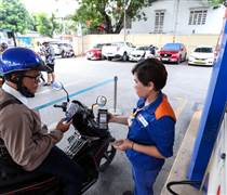 Giữa 'bão' giá xăng dầu, ông lớn Petrolimex lên kế hoạch doanh thu kỷ lục