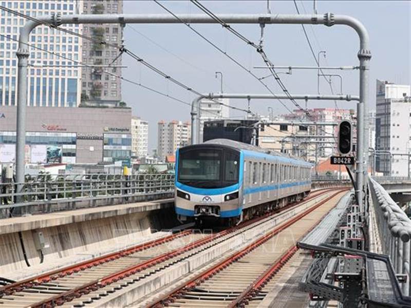 Doanh nghiệp đề xuất nghiên cứu đầu tư hai tuyến metro tại TP Hồ Chí Minh