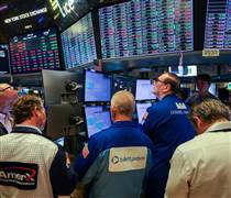 Chứng khoán Mỹ thăng hoa, sắc xanh áp đảo toàn thị trường