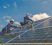 Vốn ngân hàng đón dòng điện mặt trời