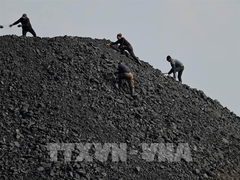 Than đá “hồi sinh” giữa khủng hoảng năng lượng toàn cầu