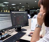 Một số cổ phiếu đáng chú ý ngày 10/4: VCB, VRE, VJC