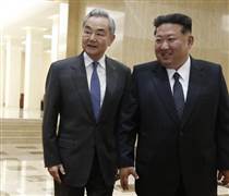 Ông Kim Jong Un gặp Ngoại trưởng Trung Quốc, thúc đẩy quan hệ song phương