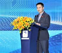 Lời cảnh báo từ Chủ tịch đầu mối xăng dầu lớn nhất Việt Nam: "Nếu không thay đổi, chúng ta sẽ tụt lại ngay trên chính thị trường của mình"