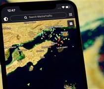 Mỹ chính thức phong tỏa eo biển Hormuz