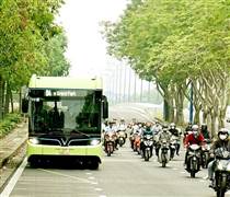 Bộ Công Thương kích hoạt loạt giải pháp tiết kiệm năng lượng, phát triển giao thông xanh