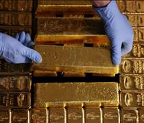 Giá vàng giảm sâu khi ngân hàng trung ương bán ra để chống đỡ khủng hoảng?