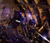 TKV đề nghị 4 dự án được khai thác than vượt 15% công suất giấy phép, Bộ NNMT trả lời ra sao trong Tờ trình Chính phủ?