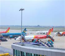 Lên phương án giảm giá dịch vụ hàng không