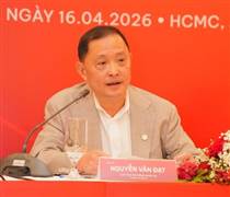 Chủ tịch Phát Đạt lý giải việc bán 88 triệu cổ phiếu giá cao rồi mua lại khi giá giảm: “Tin hay không là quyền của cổ đông”