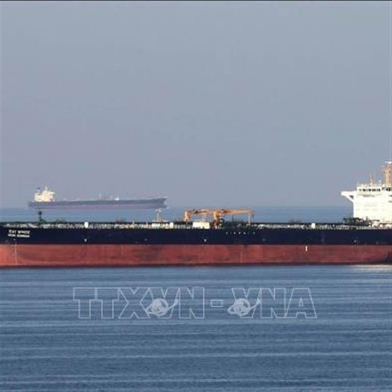 Iran tái áp đặt phong tỏa eo biển Hormuz