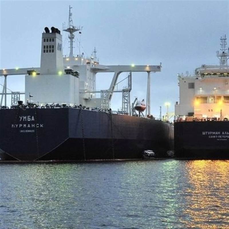 Mỹ báo tin cực vui cho Nga, có ảnh hưởng trực tiếp tới 100 triệu thùng “vàng đen” đang vận chuyển