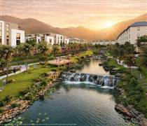 Tỷ phú Phạm Nhật Vượng bất ngờ tung “cú nổ" lớn gây choáng váng toàn thị trường khi nhiều đại gia BĐS vẫn đang "đau đầu" vì lãi suất