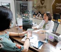 Lãi suất huy động giảm trên diện rộng, lãi suất cho vay điều chỉnh còn ‘nhỏ giọt’