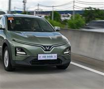 Tỷ phú Phạm Nhật Vượng đón tin vui: VinFast dẫn đầu thị trường xe thuần điện ở Philippines, vượt xa Tesla của Elon Musk